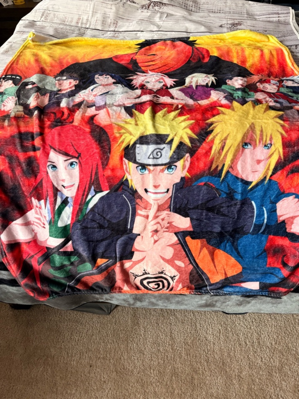 Naruto-Themed Fleece Throw Blanket and Pillow Case - Vibrant Multi-Color